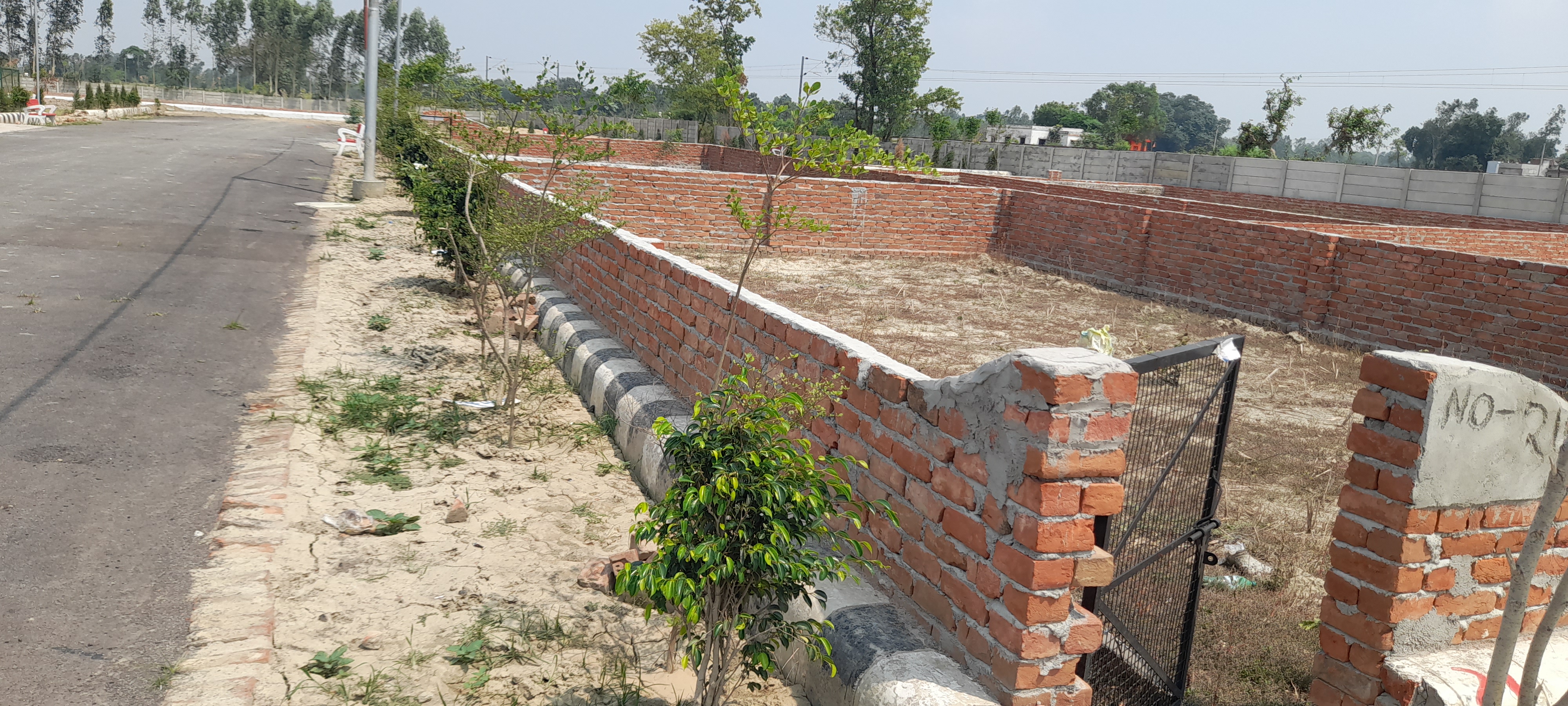 Plot For Sale in Krishna Iscon Valley