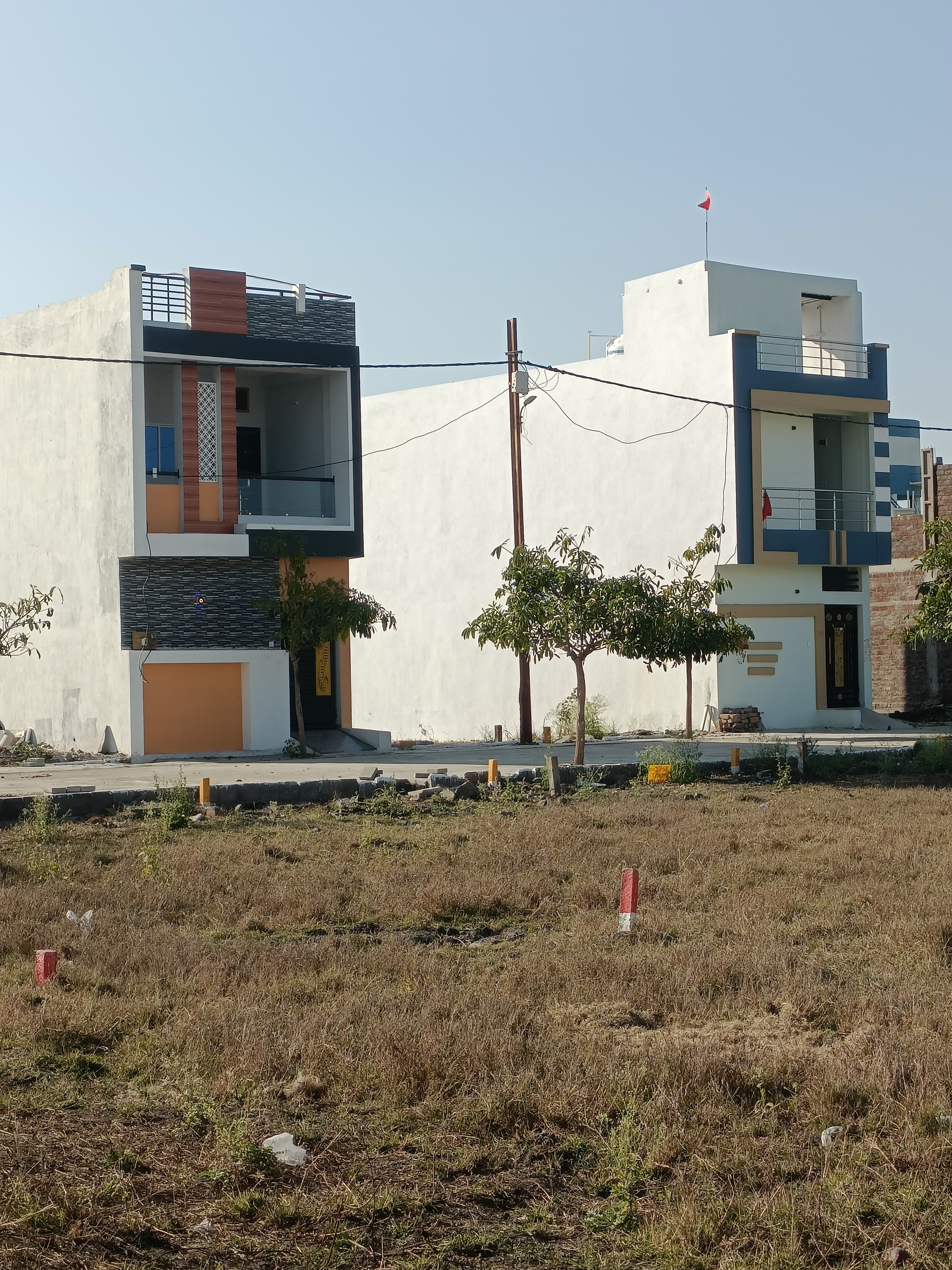 Plot For Sale in Millennium Icon