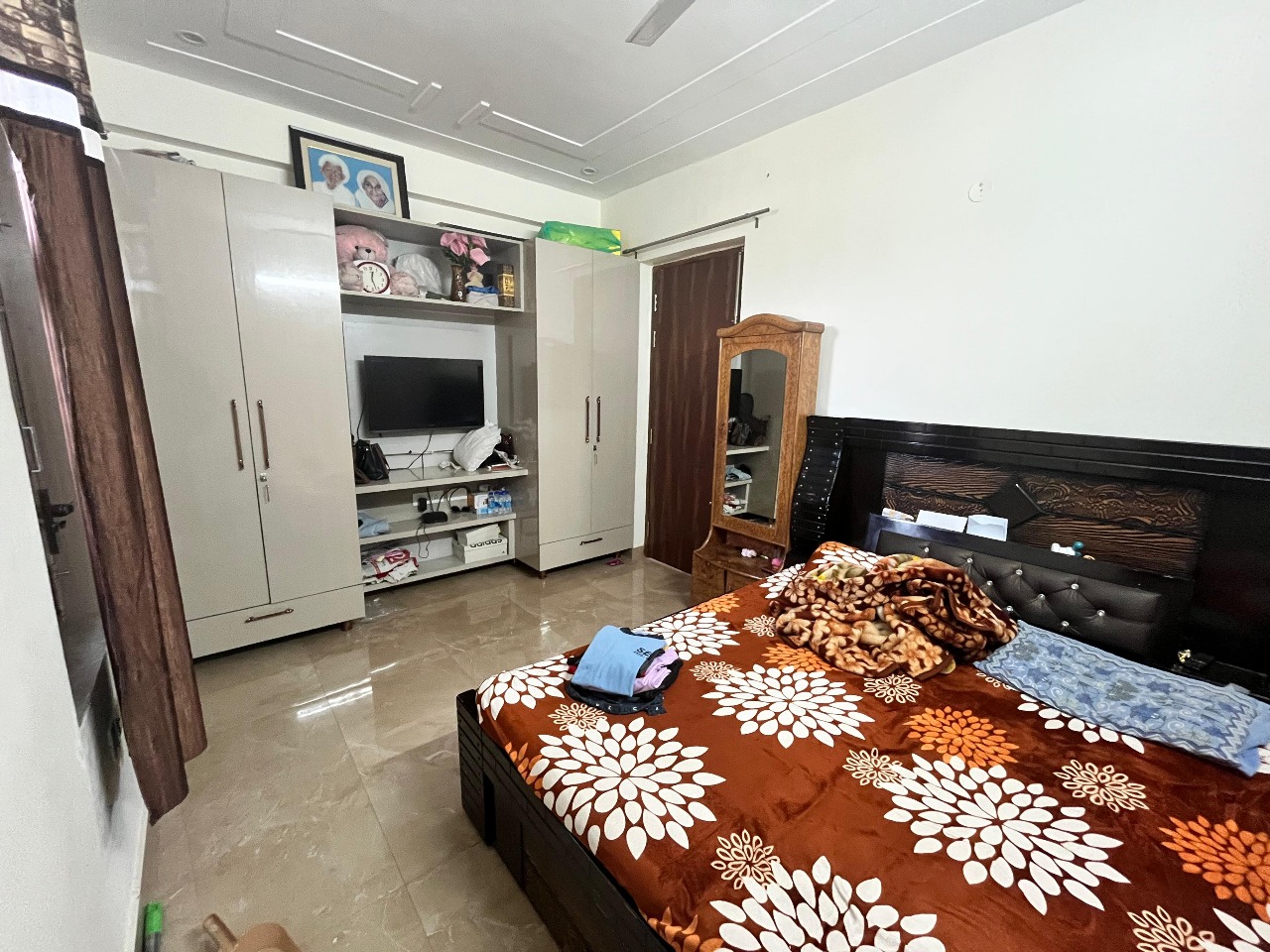 4 BHK + Pooja Room,Servant Room,Study Room,Extra Room 120 Sq.Yd. Independent House in BPTP District Faridabad