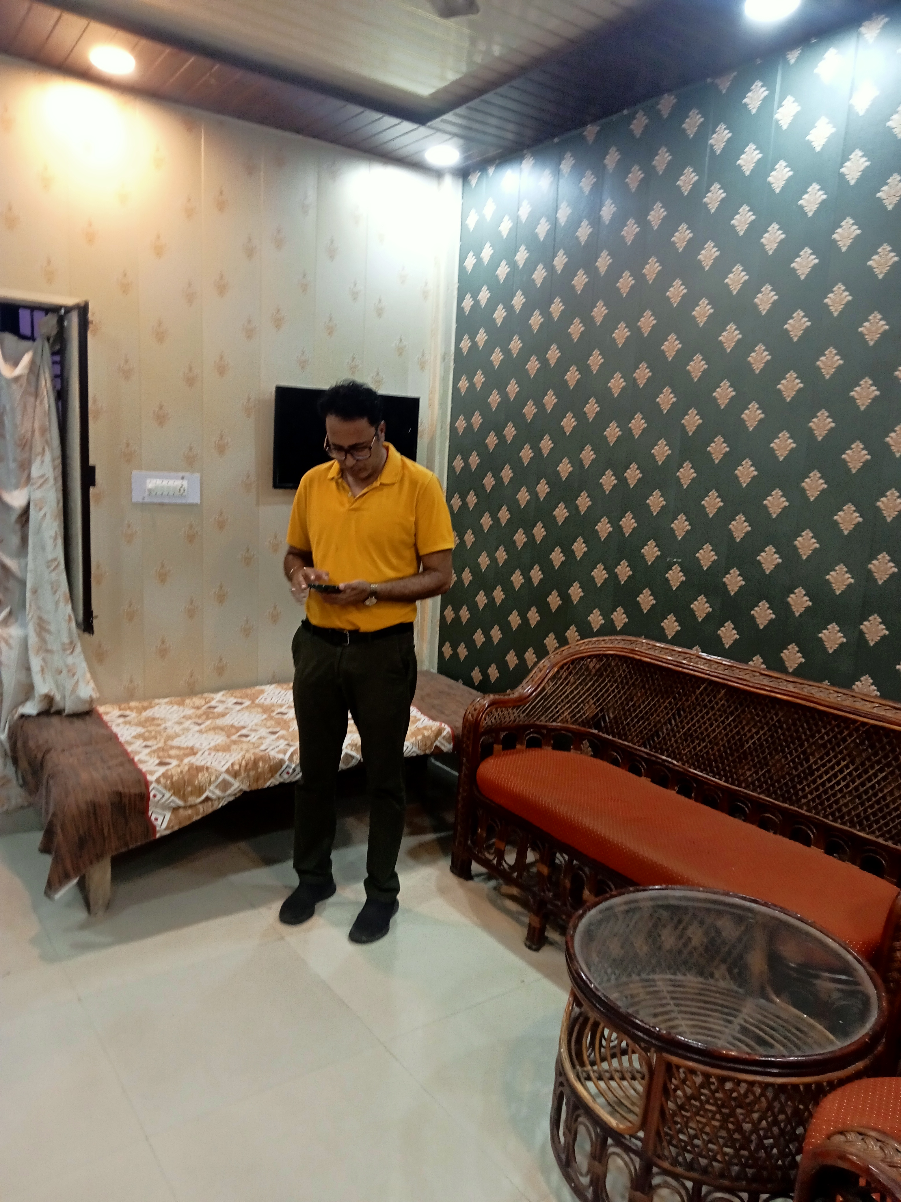 1.5 BHK Builder Floor For Rent in Vishesh Khand