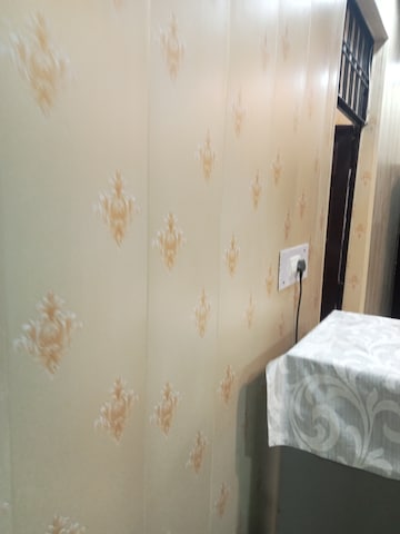 Bedroom in 1.5 BHK Builder Floor at Vishesh Khand, Gomti Nagar – for Rent