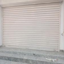 Shop For Rent in Laxmi Nagar
