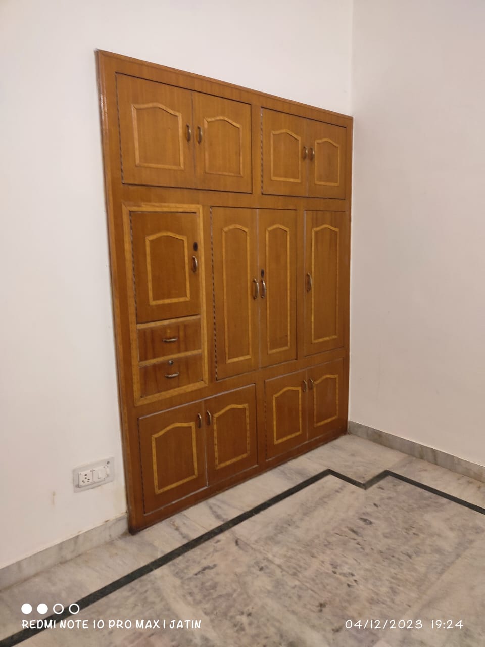 Room, sector 4 4 Bedroom 2250 Sq.Ft. Independent House In Sector 4 Gurgaon 8718213