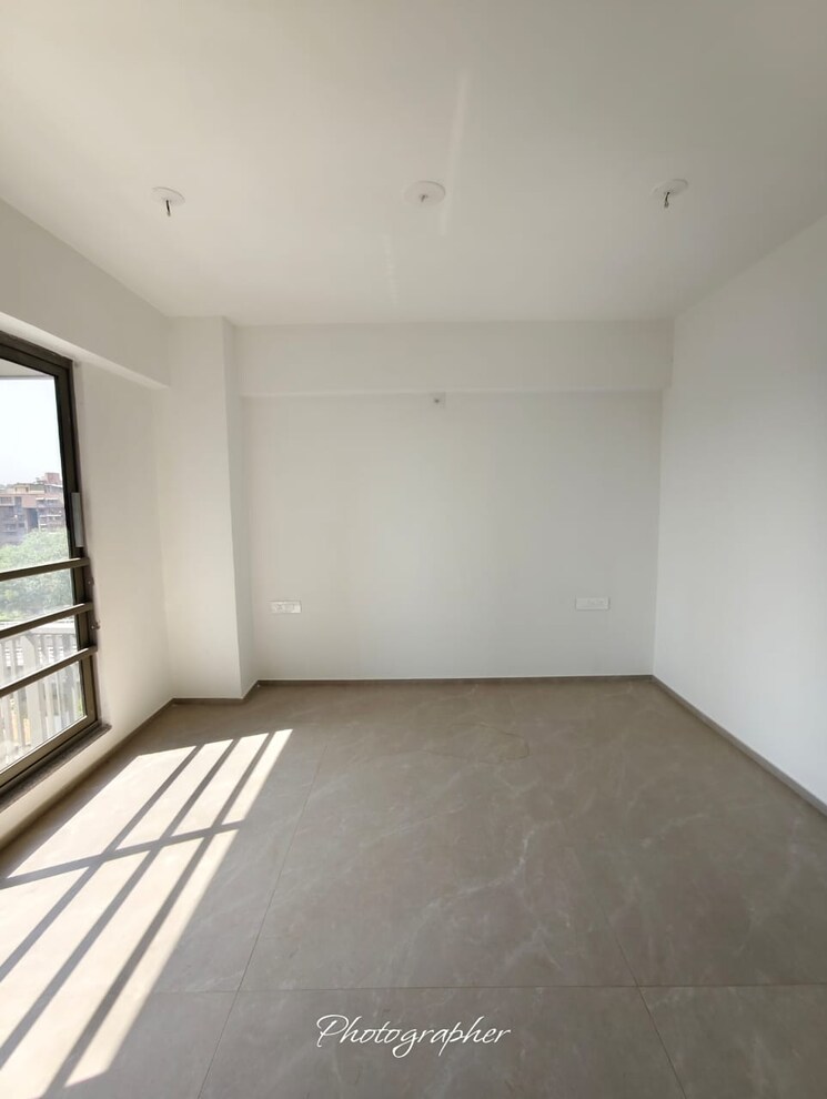 Room, prahlad nagar 4 Bedroom 3730 Sq.Ft. Apartment In Prahlad Nagar Ahmedabad 8718108