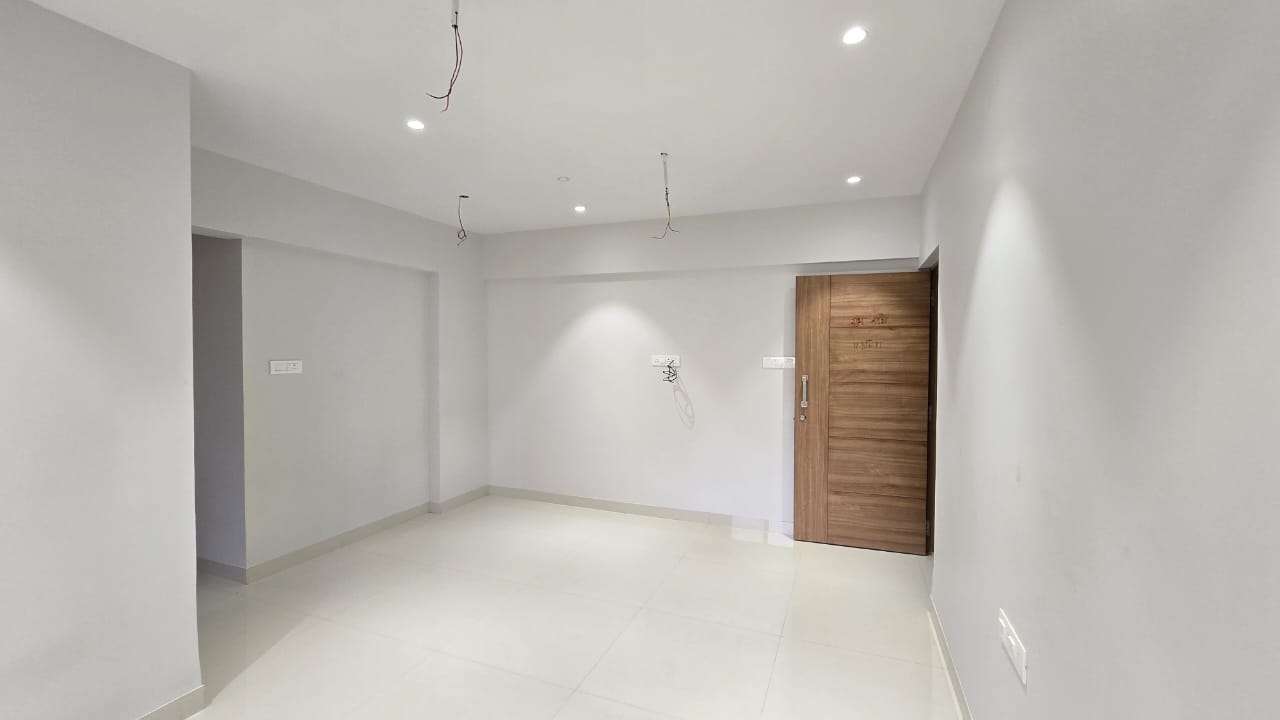 2 BHK Apartment For Rent in Kamal Kunj Vile Parle