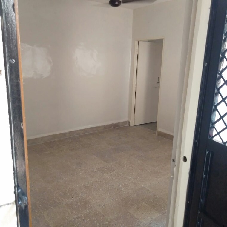 Room, shukrawar peth 2 Bedroom 750 Sq.Ft. Apartment In Shukrawar Peth Pune 8718196