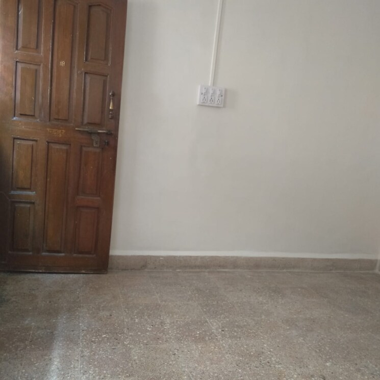 Room, shukrawar peth 2 Bedroom 750 Sq.Ft. Apartment In Shukrawar Peth Pune 8718196