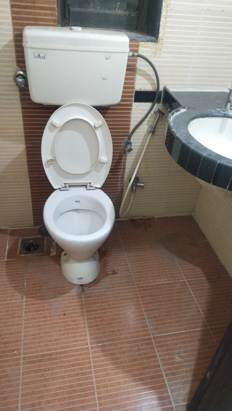 Bathroom, tirupati-corner-apartment 1 Bedroom 600 Sq.Ft. Apartment In Kharghar Navi Mumbai 8718211