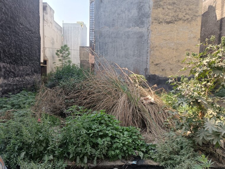 undefined, adarsh-apartment-7  62 Sq.Yd. Plot In Dlf Ankur Vihar Ghaziabad 8718214