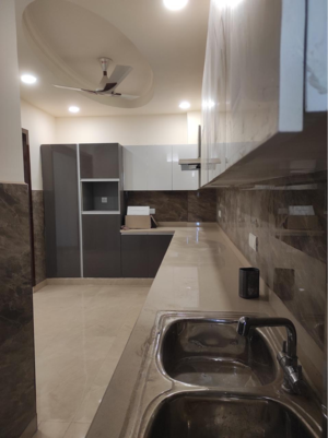 Kitchen in 3 BHK Builder Floor at Sector 16 – for Sale