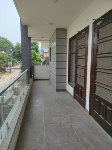 Balcony in 3 BHK Builder Floor at Sector 16 – for Sale