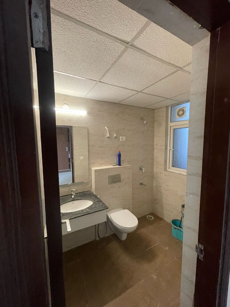 Bathroom, aerocity 3 Bedroom 1420 Sq.Ft. Apartment In Aerocity Mohali 8718445