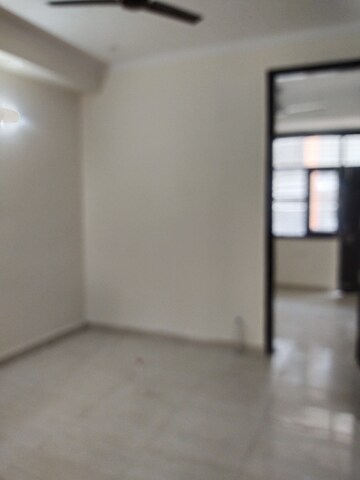 Room in 2 BHK Builder Floor at Sector 46 – for Rent
