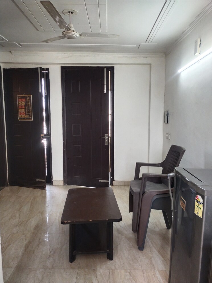 Living Room, sector 46 1 Bedroom 900 Sq.Ft. Builder Floor In Sector 46 Gurgaon 8718411