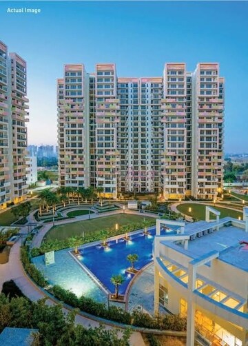 Swimming Pool in 3.5 BHK Apartment at Bestech Park View Sanskruti, Sector 92 – for Rent