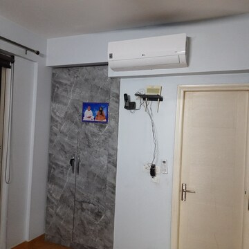 Building Lobby in 3.5 BHK Apartment at Bestech Park View Sanskruti, Sector 92 – for Rent