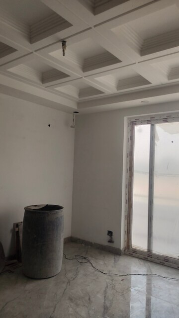 Building Lobby in 3 BHK Builder Floor at Fidato Honour Homes, Sector 89 – for Sale