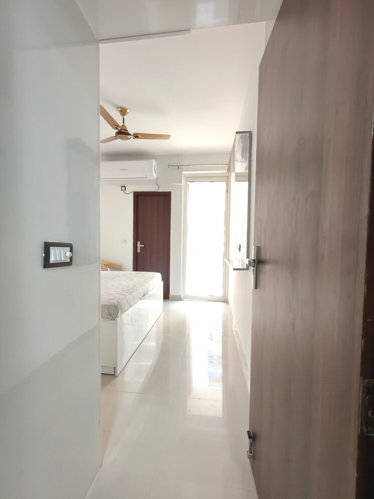 Bathroom, rof-alante 3 Bedroom 645 Sq.Ft. Apartment In Sector 108 Gurgaon 8718469