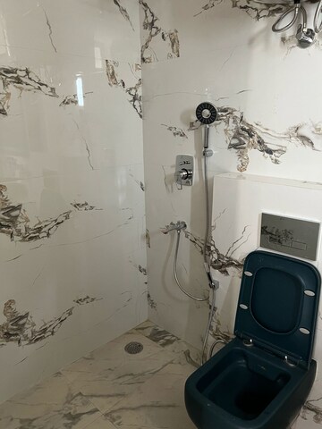 Bathroom in 3 BHK Apartment at Sector 22 Dwarka – for Rent