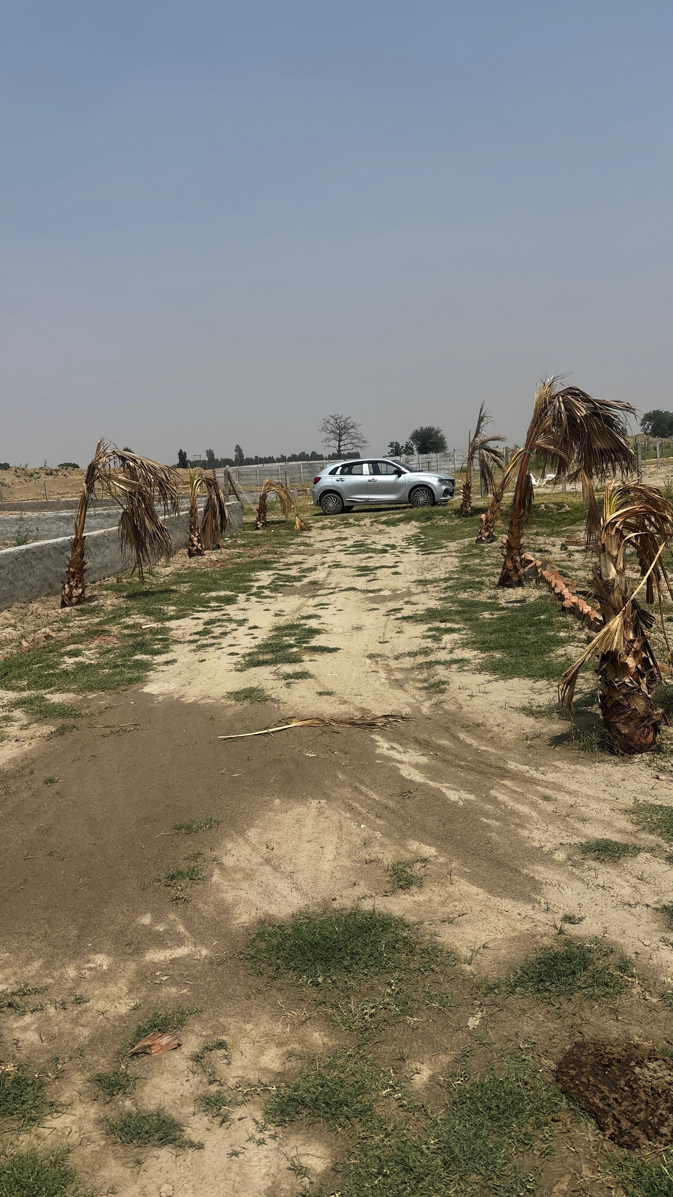 Plot For Sale in Jewar