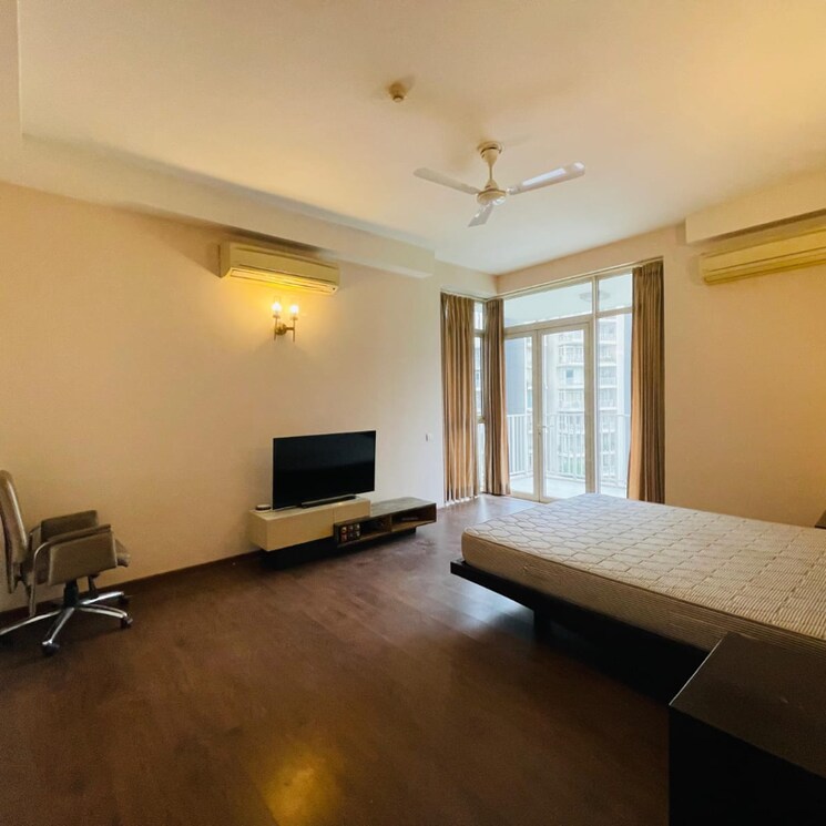Master Bedroom, ireo-victory-valley 3 Bedroom 2677 Sq.Ft. Apartment In Ramgarh Dhani Gurgaon 8718553