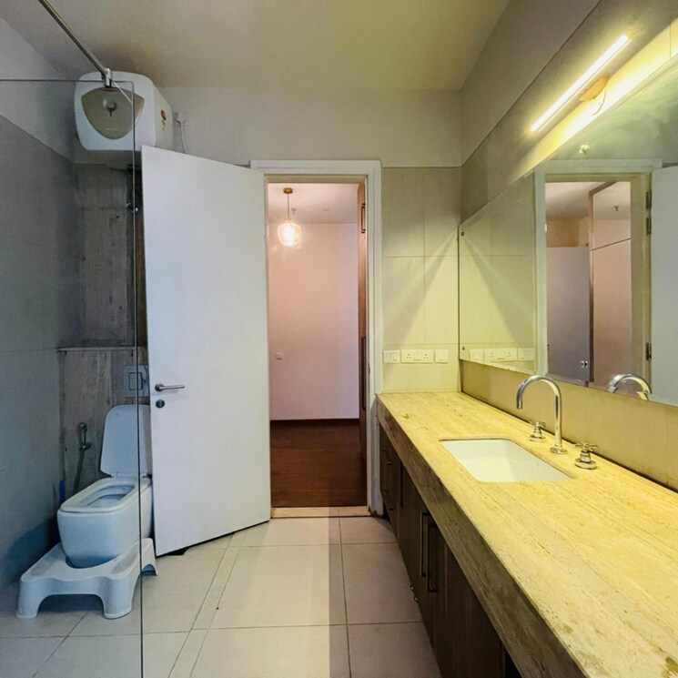 Attached Bathroom, ireo-victory-valley 3 Bedroom 2677 Sq.Ft. Apartment In Ramgarh Dhani Gurgaon 8718553