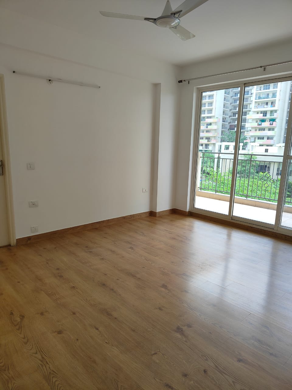 3 BHK + Extra Room 1995 Sq.Ft. Apartment in Bestech Park View Sanskruti