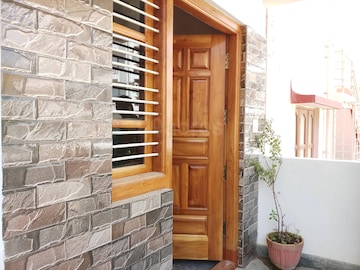 Balcony in 2 BHK Independent House at Rt Nagar – for Rent