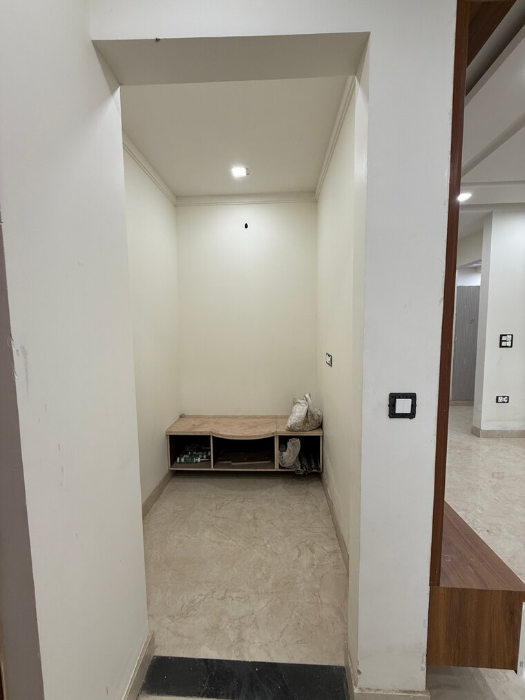 Other, sector 28 3 Bedroom 250 Sq.Yd. Builder Floor In Sector 28 Faridabad 8718641