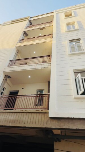 Furnished Amenities in 2 BHK Apartment at Sector 1 Greater Noida – for Sale