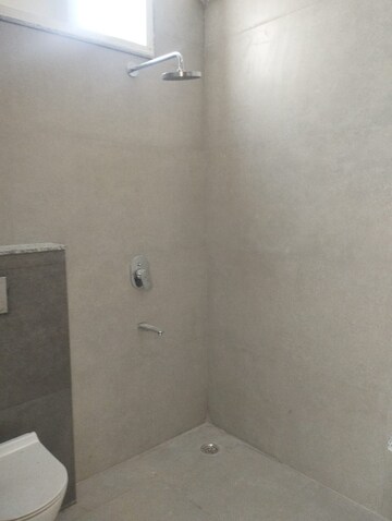 Room in 3 BHK Builder Floor at Sector 57 – for Rent