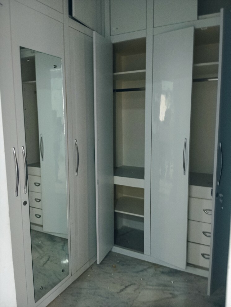 undefined, dlf-pink-town-house 4 Bedroom 300 Sq.Ft. Builder Floor In Dlf City Phase 3 Gurgaon 8718696