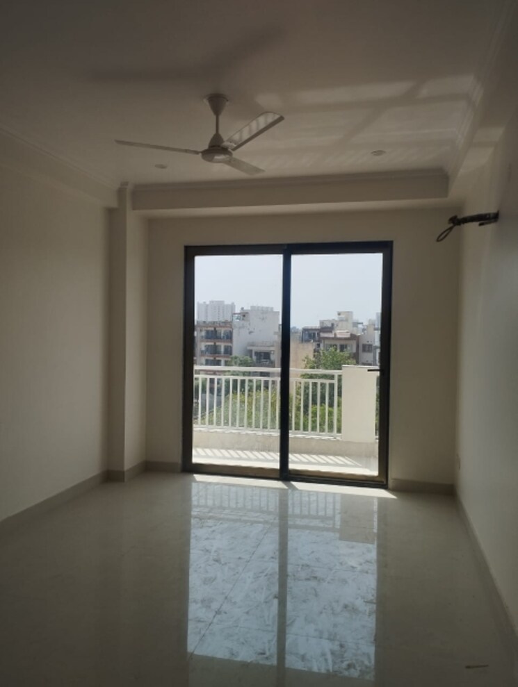 Room, sector 57 3 Bedroom 205 Sq.Yd. Builder Floor In Sector 57 Gurgaon 8718648