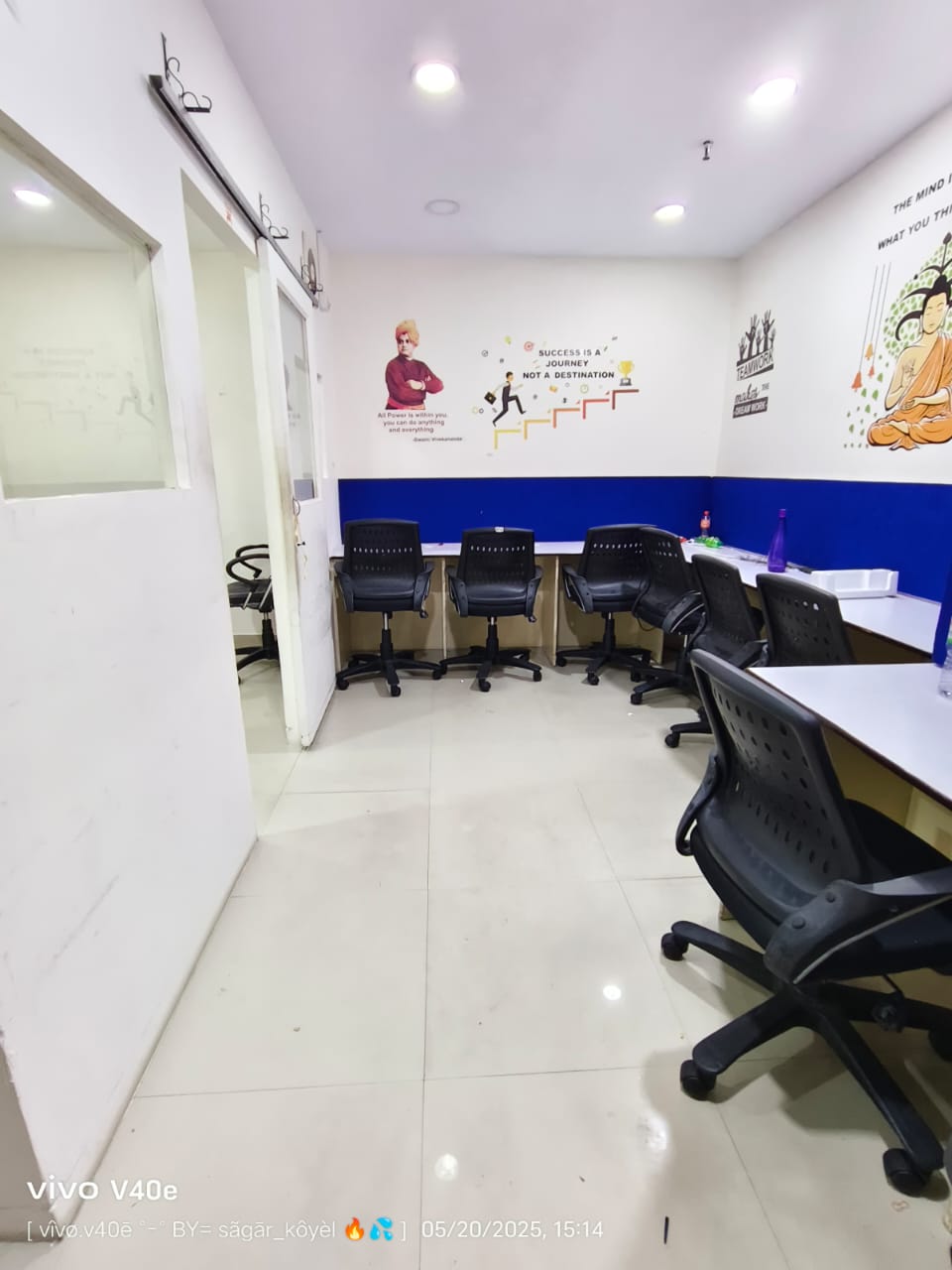 Office Space For Rent in Aurora Waterfront