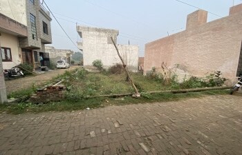 Plot For Sale in Deep Apartments, Dlf Ankur Vihar