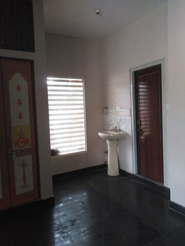 Room in 2 BHK Independent House at Rt Nagar – for Rent