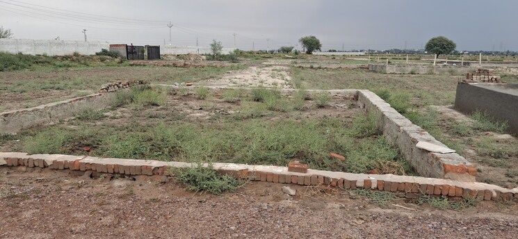 undefined, jewar  110 Sq.Yd. Plot In Jewar Greater Noida 8718695