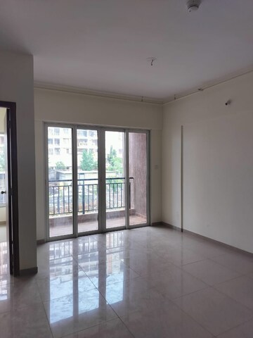 Room in 1 BHK Apartment at Kolte Patil Life Republic, Hinjewadi – for Rent