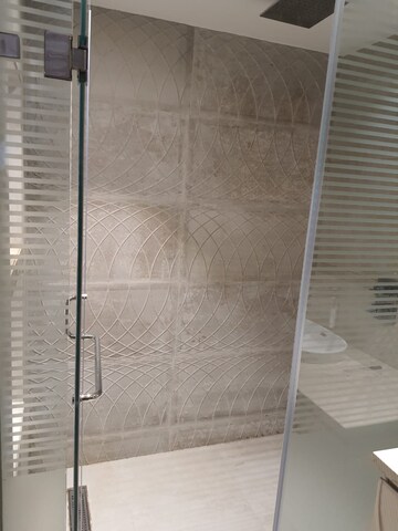 Bathroom in 4 BHK Builder Floor at Dlf Phase I – for Rent