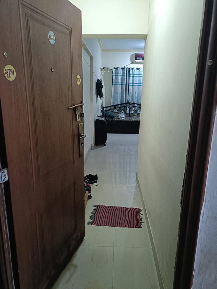 Other, goregaon east 1 RK 330 Sq.Ft. Apartment In Goregaon East Mumbai 8718935