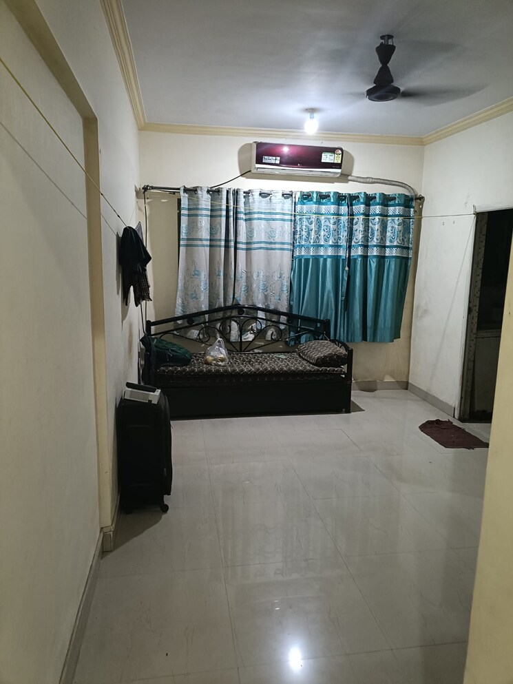 Living Room, goregaon east 1 RK 330 Sq.Ft. Apartment In Goregaon East Mumbai 8718935
