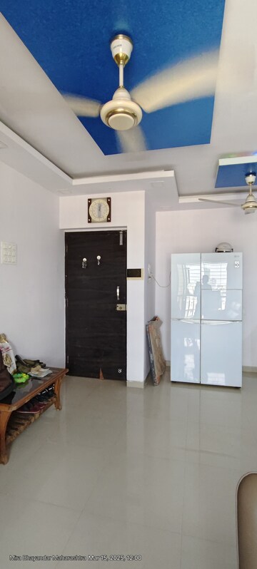 Living Room in 2 BHK Apartment at Unique Aurum, Mira Road – for Sale