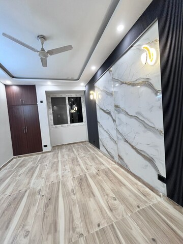 Bedroom in 3 BHK Builder Floor at Sushant Lok 3, Sector 57 – for Sale