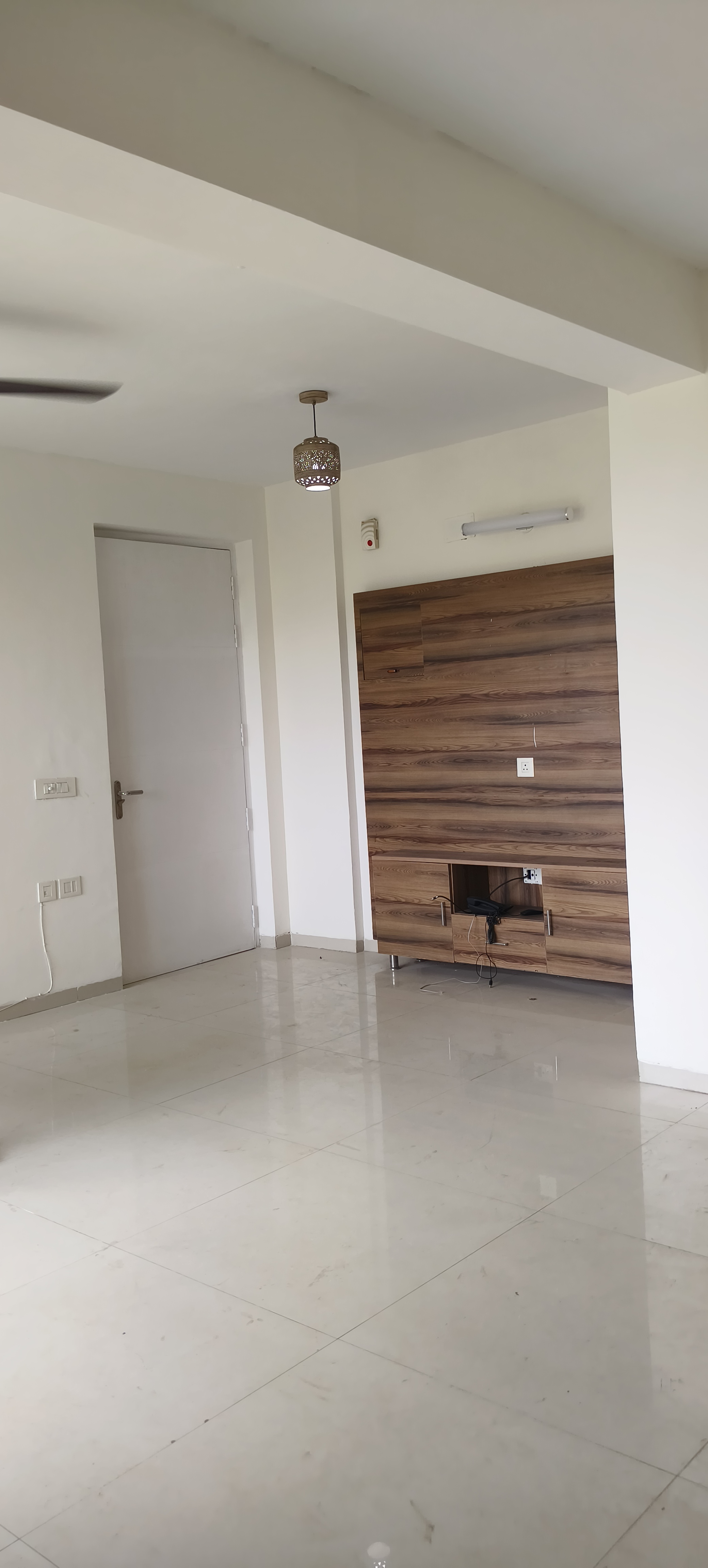 3 BHK Apartment For Rent in Tulip Violet