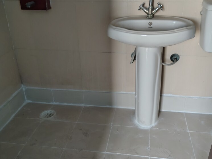 Attached Bathroom, gaurs-green-vista 2 Bedroom 1090 Sq.Ft. Apartment In Nyay Khand Ghaziabad 8719093