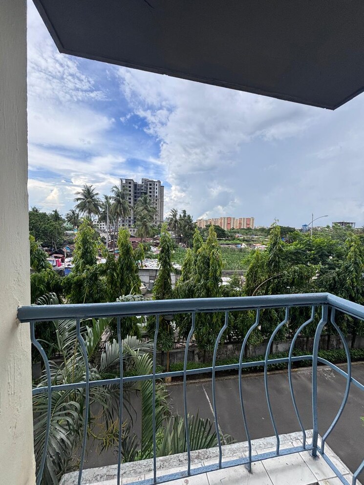 Balcony, bengal-peerless-alaktika-housing-complex 3 Bedroom 1284 Sq.Ft. Apartment In Rajarhat Kolkata 8719256