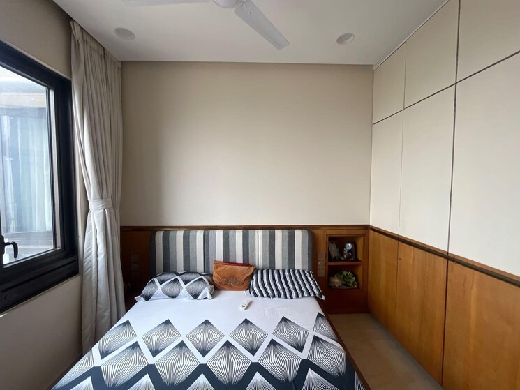 Bedroom, lodha-the-park 5 Bedroom 1980 Sq.Ft. Apartment In Worli Mumbai 8719221