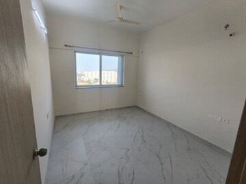 Room in 2 BHK Apartment at Kumar Megapolis Mystic, Hinjewadi – for Rent