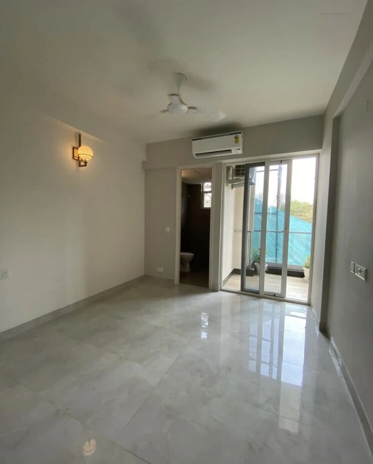 Room, signature-global-city-92 3 Bedroom 1190 Sq.Ft. Builder Floor In Sector 92 Gurgaon 8708214