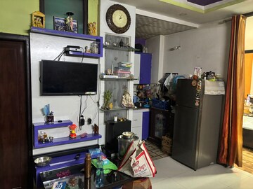 Furnished Amenities in 2 BHK Builder Floor at Sector 73 – for Sale
